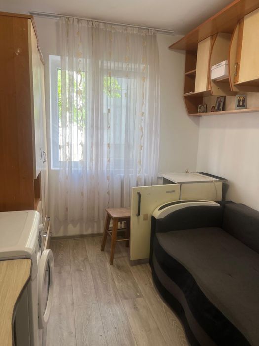 Garsoniera etaj 1