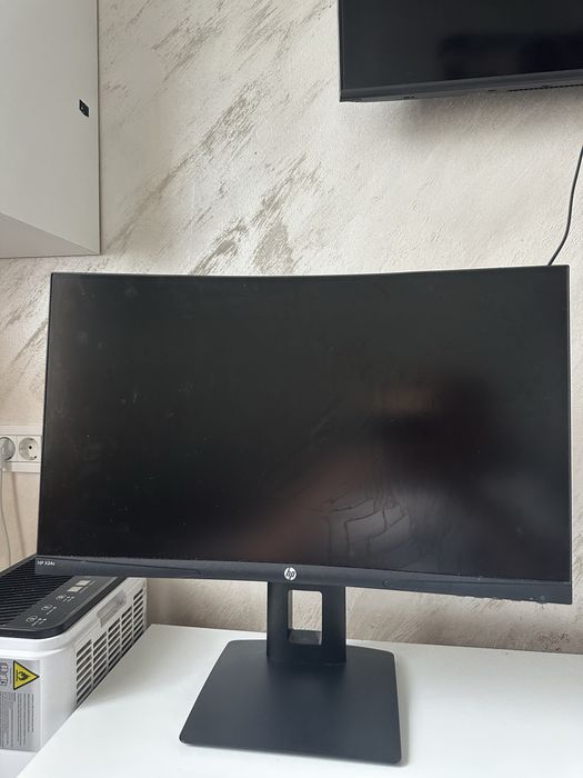 Monitor HP 144hz 24 inch