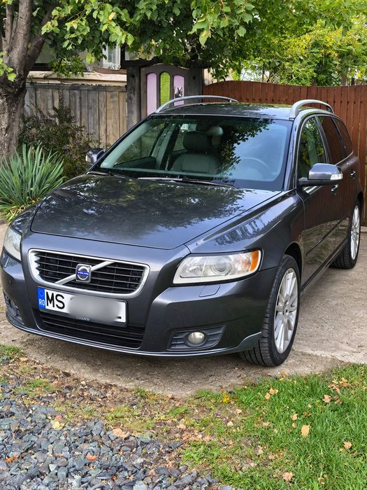 Volvo V50