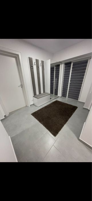 Inchiriez apartament decomandat 2 camere