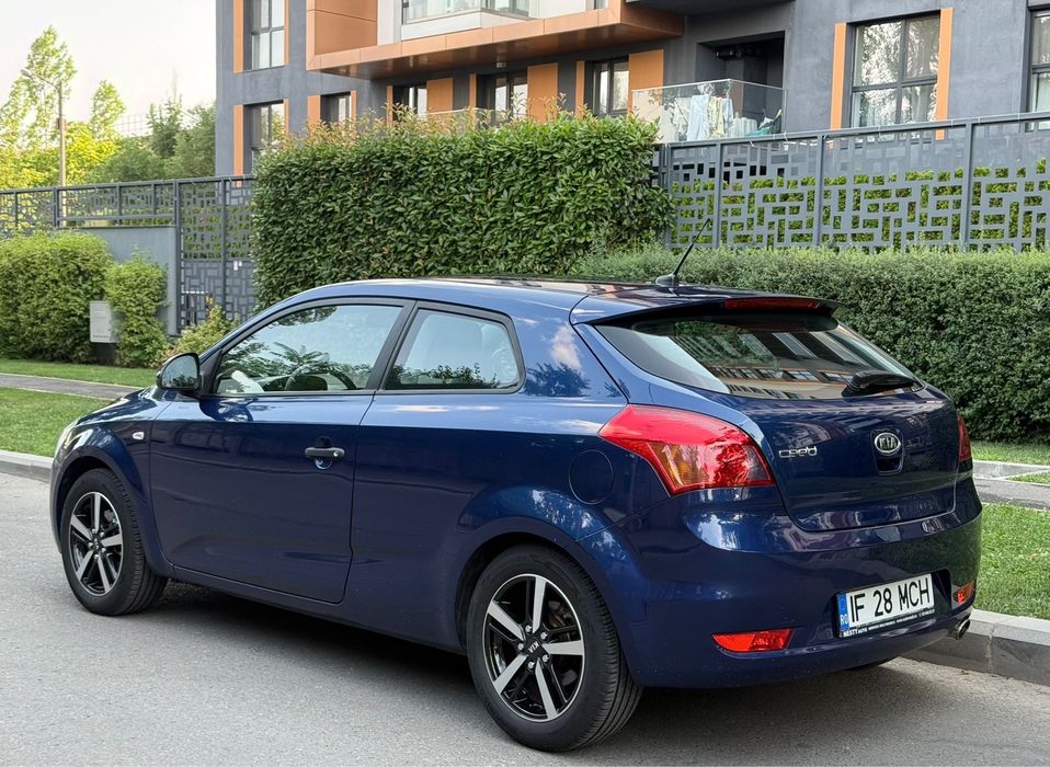 KIA Ceed 0 — imagine 3