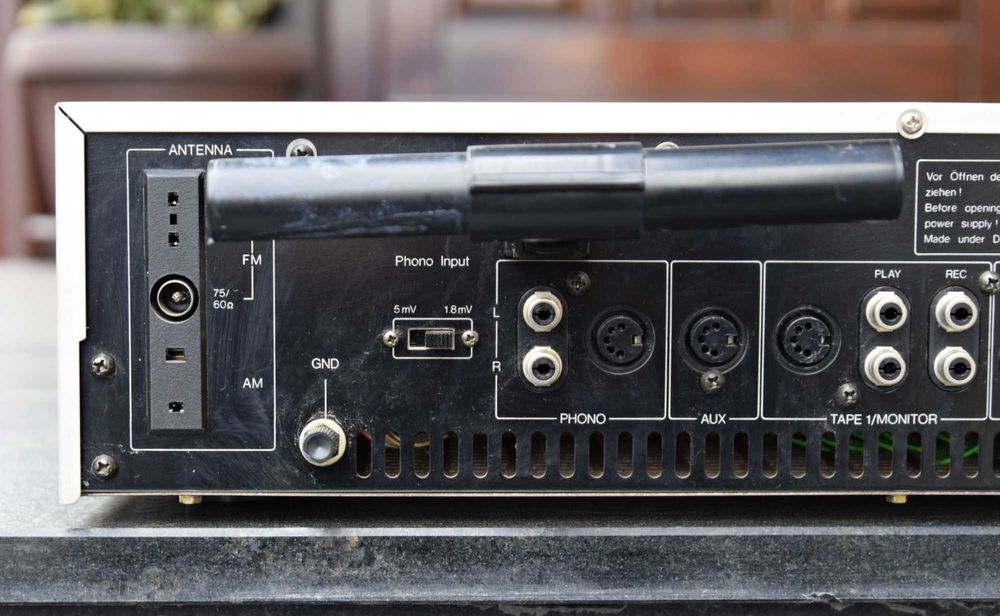 Amplituner Dual CR 1730, amplificator