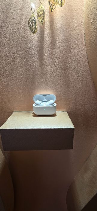 Продават се Apple AirPods Pro 2