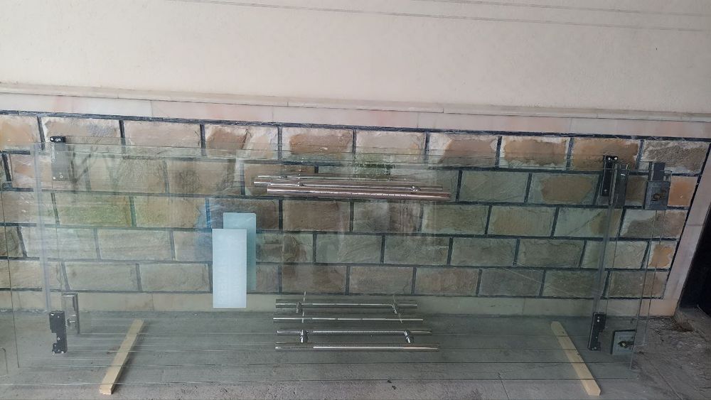 Стеклянные двери цена за 1 КВ / oynali Eshik Narhi 1kv