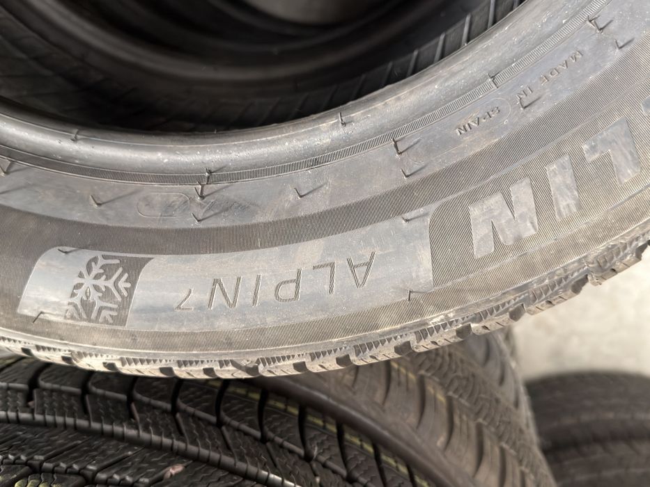 Vand 4 anvelope 225/55/18 michelin de iarnă ca noi