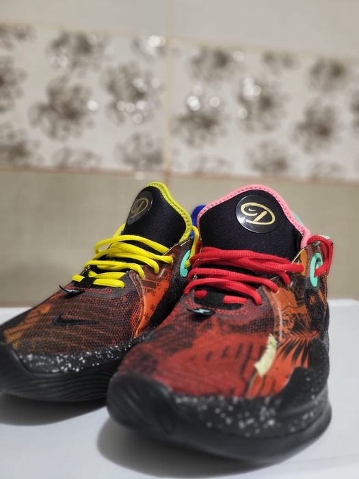 Vand adidasi nike air Paul George originali !