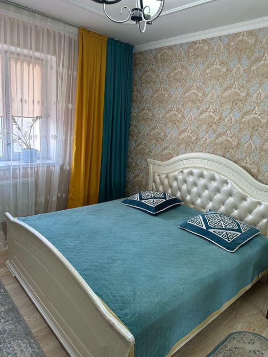 Продам спальный гарнитур