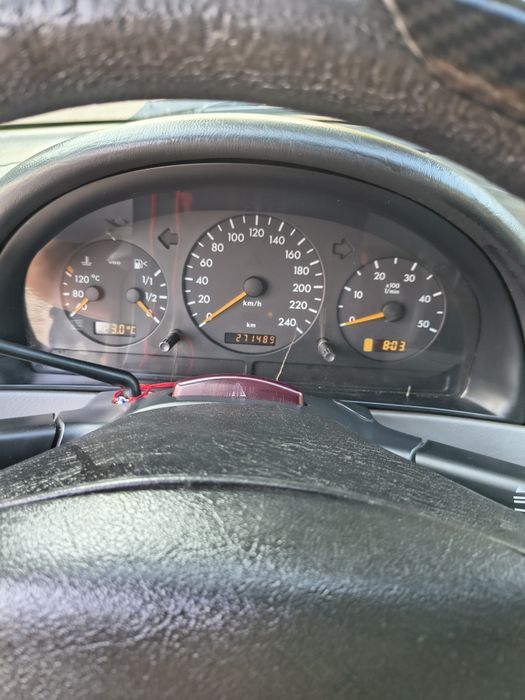 Мерцедес   ML270