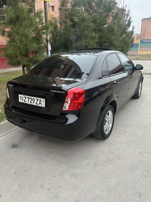 Lasetti 2011 srochna sotladi