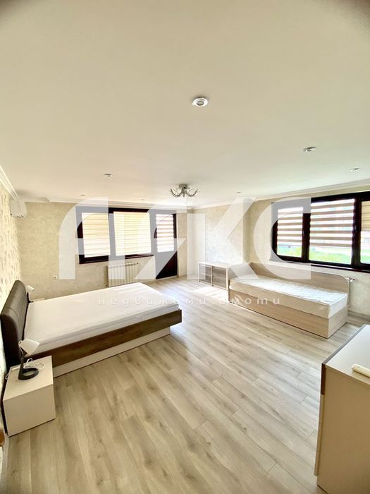 Дава се под наем Етаж от къща в София, Требич - 100 кв.м за 757.86 € - Снимка #3