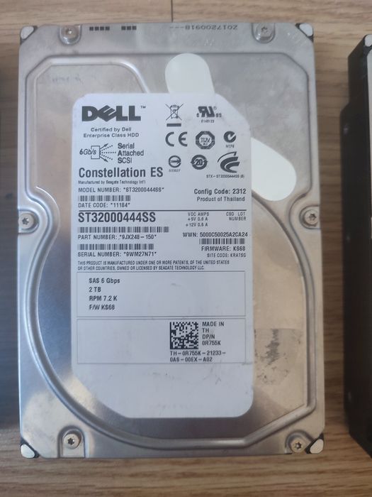 Lot 3 harduri de Server SAS de 2Tb fiecare - Dell Constellation ES