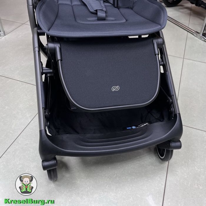 Продам коляску 2 в 1 Carrello Magia