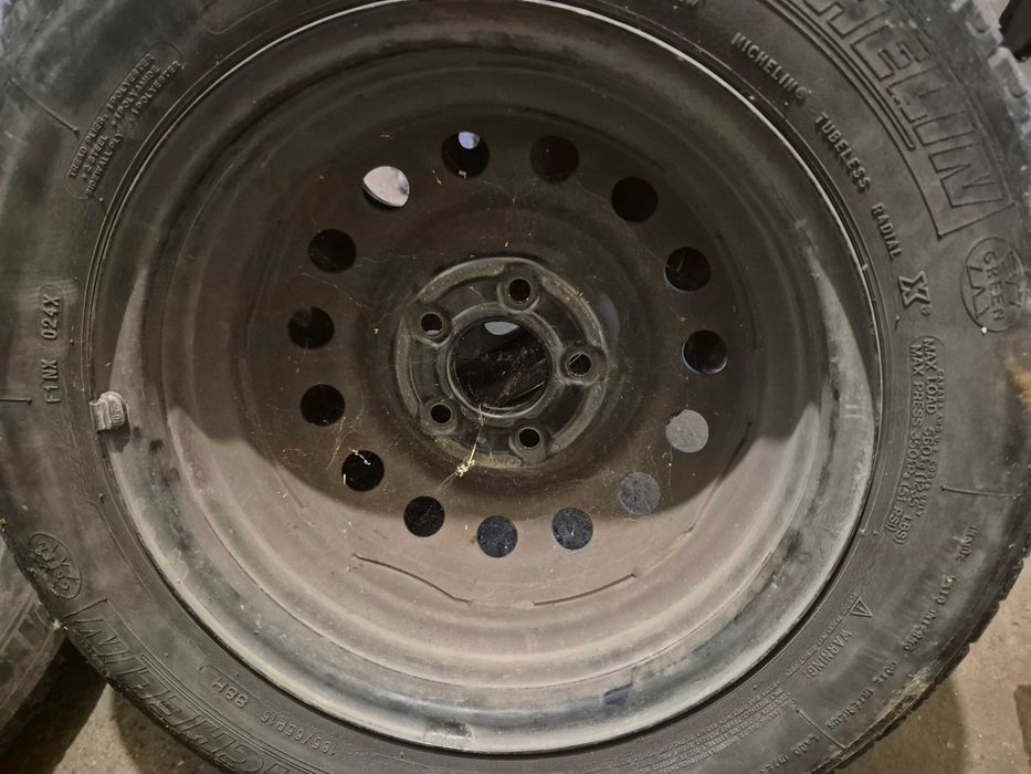 Гуми и джанти за автомобили