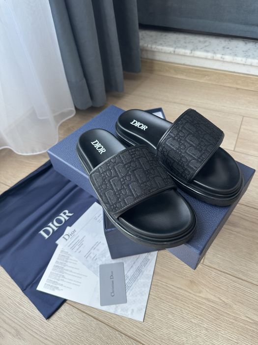 Мъжки чехли Dior
