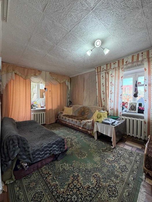 Продам 1  комнатную квартиру