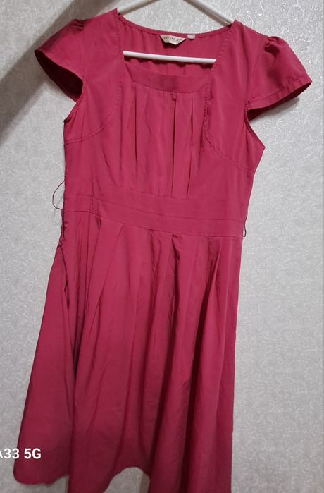 Срочно продам лёгкое платье