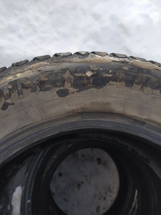 Продам зимние шины б/у