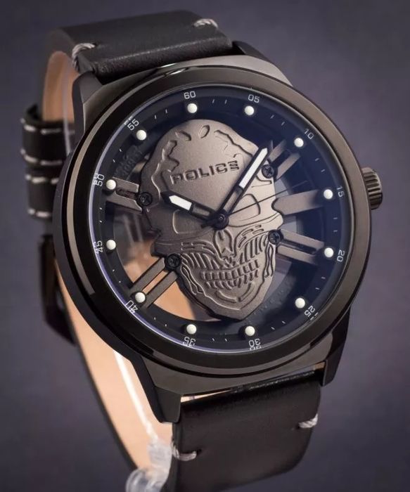 Ocazie Cadou CeasPolice PL.14685JSB-61
Ceasul Police Predator PL.14685