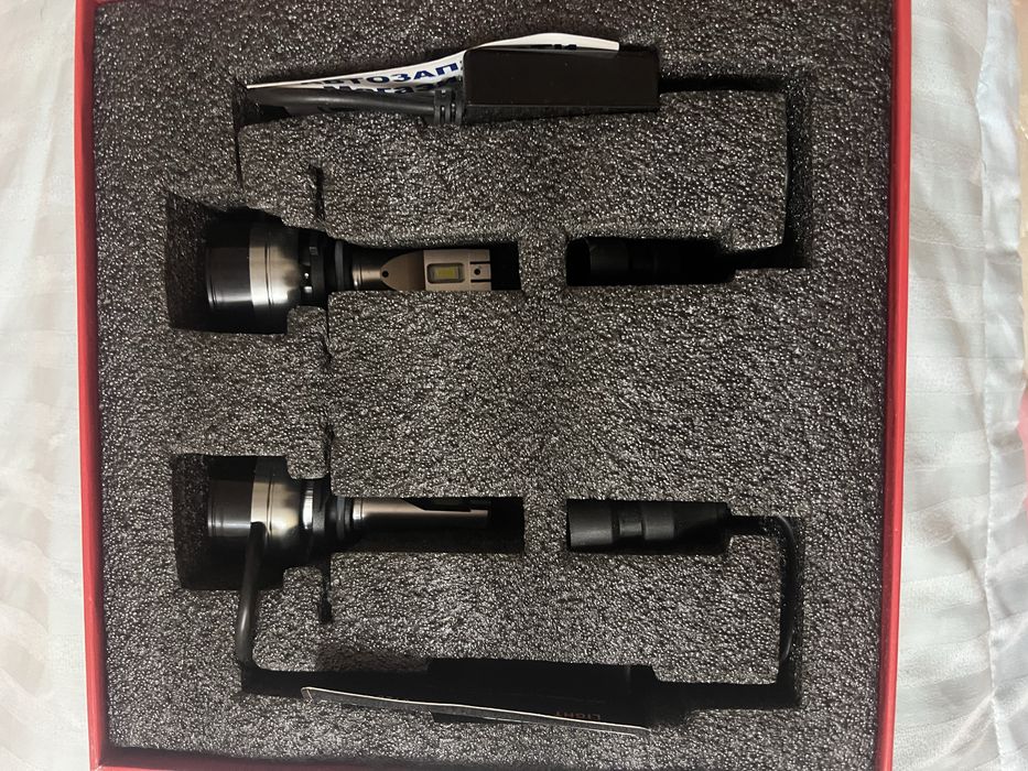 Лед лампочки продам срочно