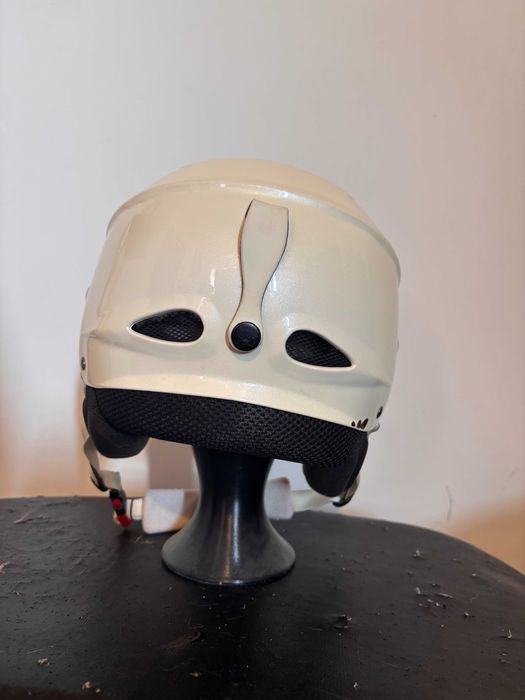 Casca ski 52-58 , marimea M, purtata 4 zile , Wedze