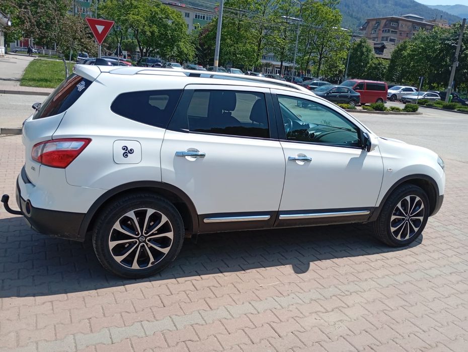 Nissan Qashqai+2 2012 deci