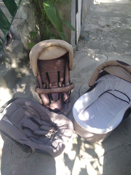 Бебешка количка 3 в 1