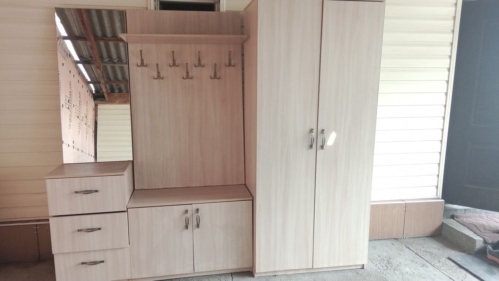 Срочно прихожка сатылады