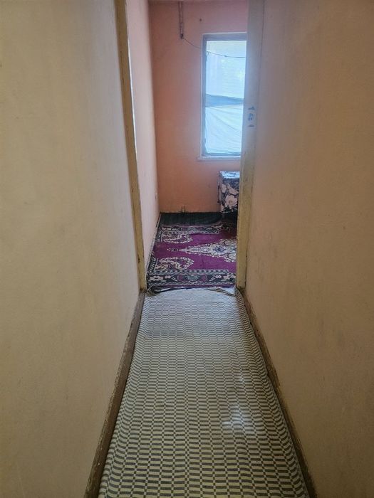 Samarqand shahrida mikrorayonda 2 xonali uy ijaraga beriladi uy