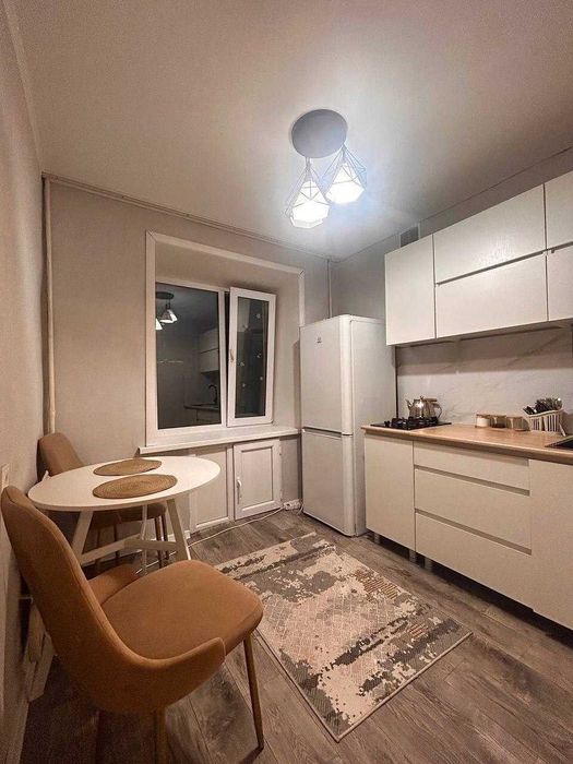 Продам 1 ком кв р-н КСК