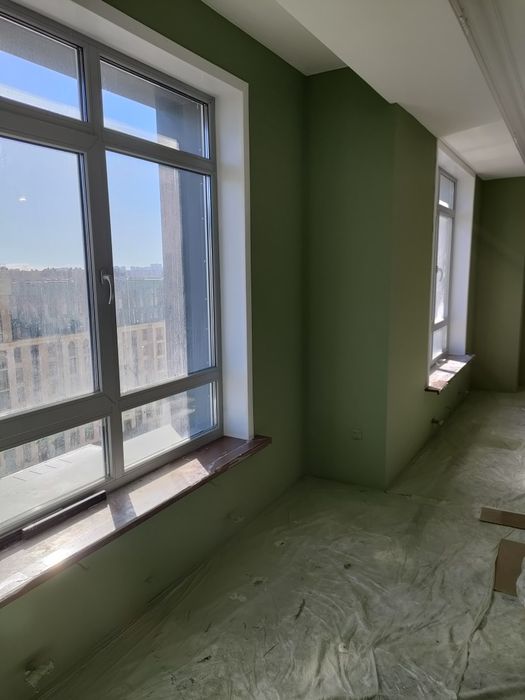 Покраска стен и потолков с безвоздушным аппаратом