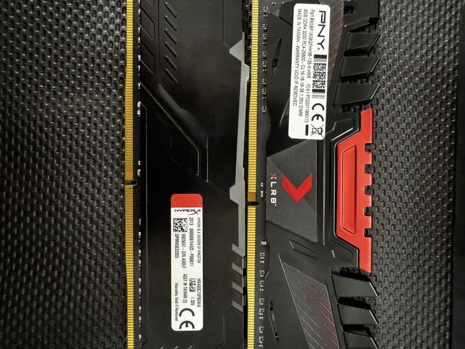 Memorii ram 8gb ddr4 kit 16gb 3000 3200 mhz kingstone corsair