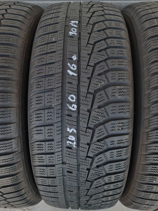 Зимни гуми 4 броя HANKOOK WinterIcept Evo2 205 60 R16 дот 3019