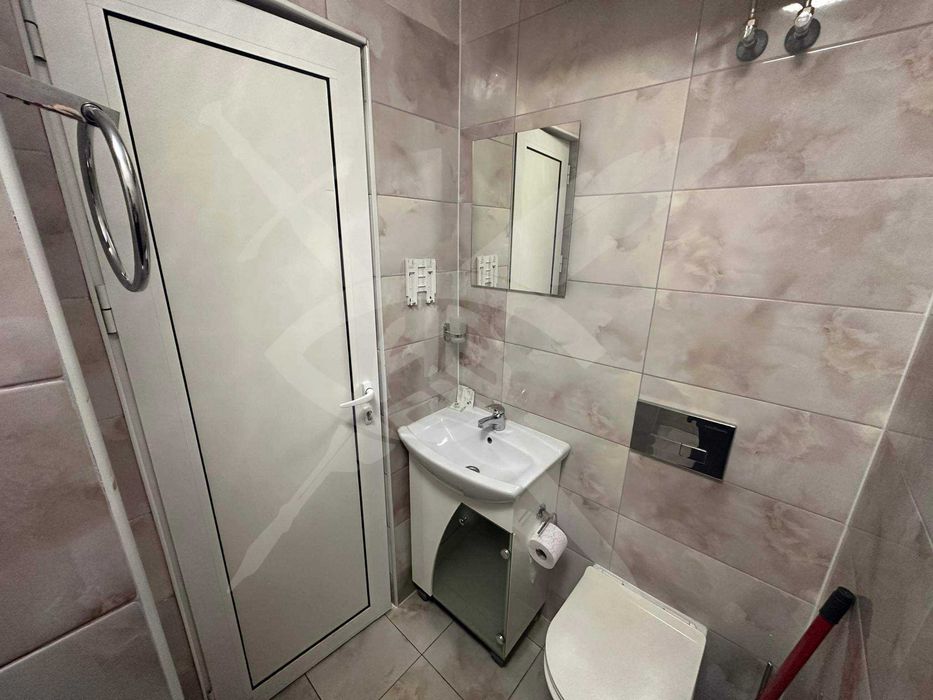 Продава се Едностаен апартамент в Пловдив, Кършияка - 63 кв.м за 1937 €/кв.м - Снимка #3