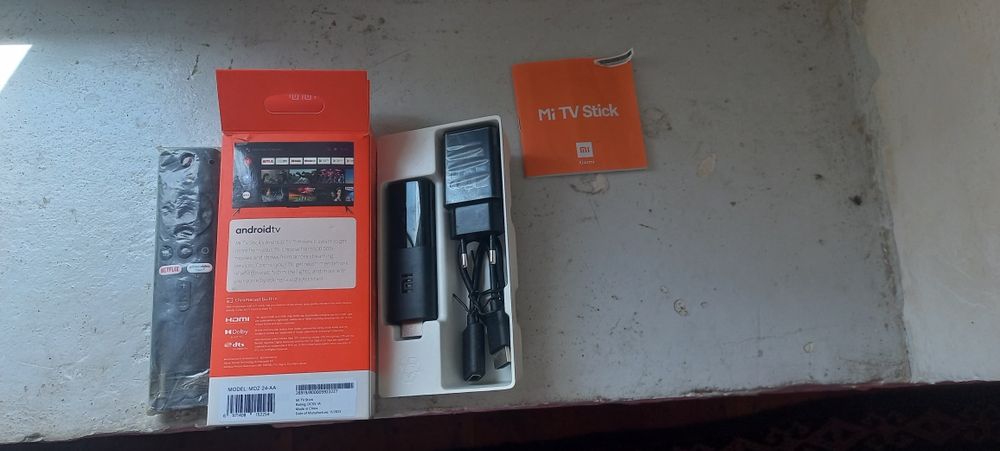 M i   TV   Stick
