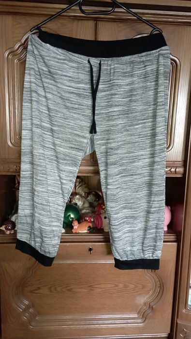 pantaloni sport 3/4 L