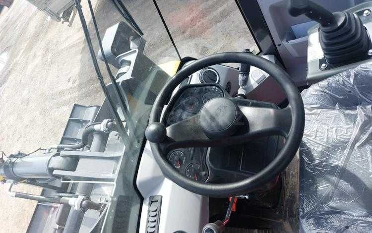 Фронтальный погрузчик XCMG XC936