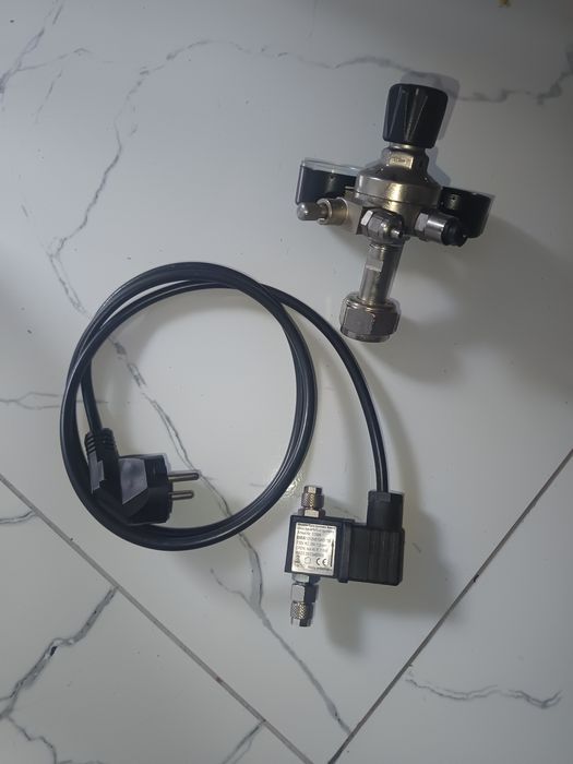 Vand electrovalva si manometru reductor cu reglaj fin