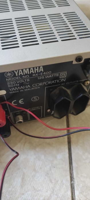 Yamaha RX-E 400 + оригиналните тонколони + Дистанционно