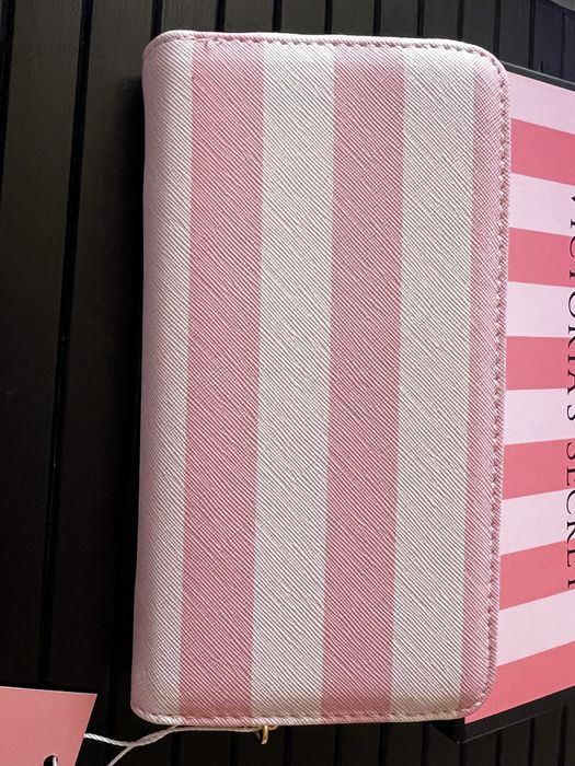 Портфейл Victorias secret