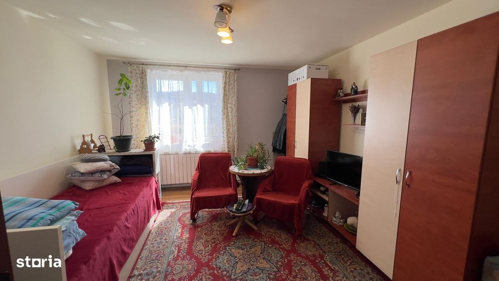 Apartament in casa tip vila