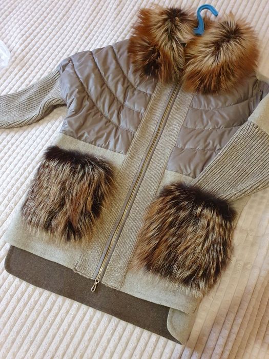 Продам женскую   куртку осень,размер 44 овер