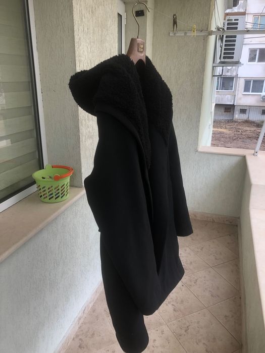 Мъжко палто с качулка