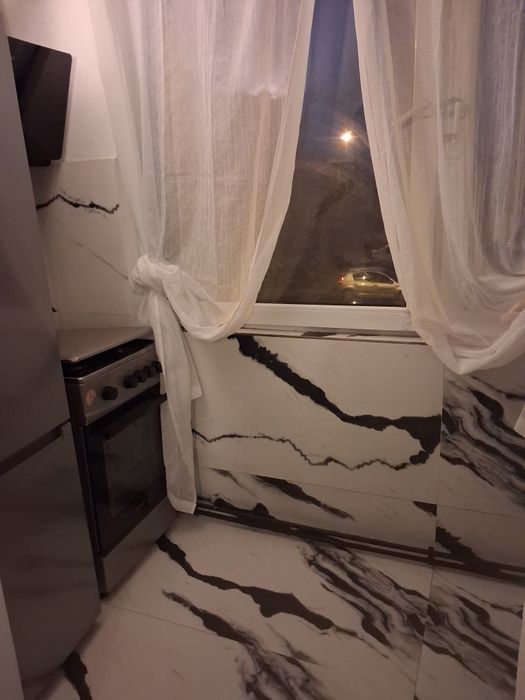 Vând apartament 3 camere decomandat et1, 67 m, Debar ader