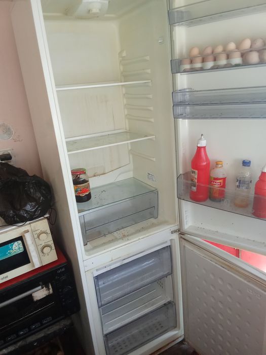 Кондиционер холодильник витрина сотилади