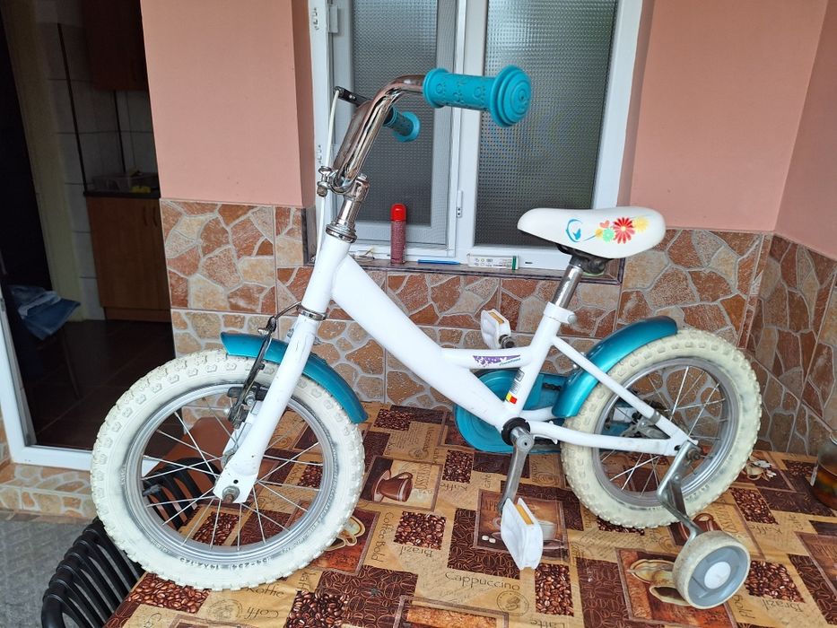 Bicicleta copii fetite