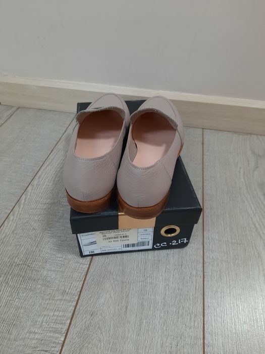 Лоферы кожаные 38 размер