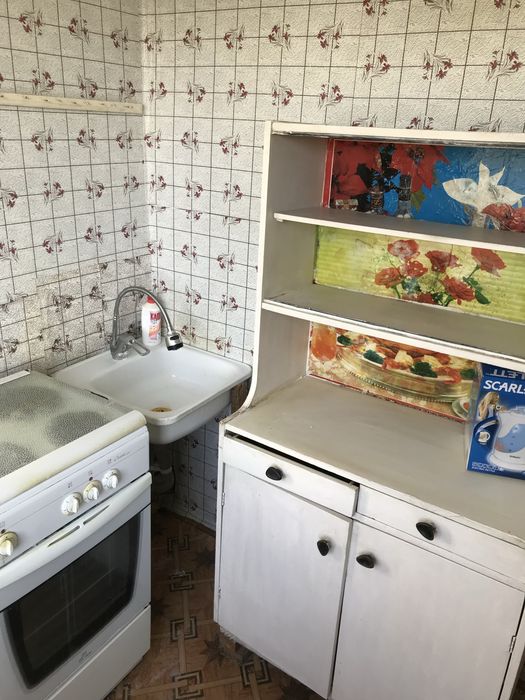 Продаю 2 комн квартиру в центре
