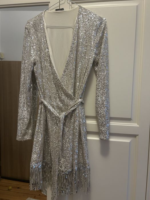 Stradivarius Рокля с Пайети Размер L