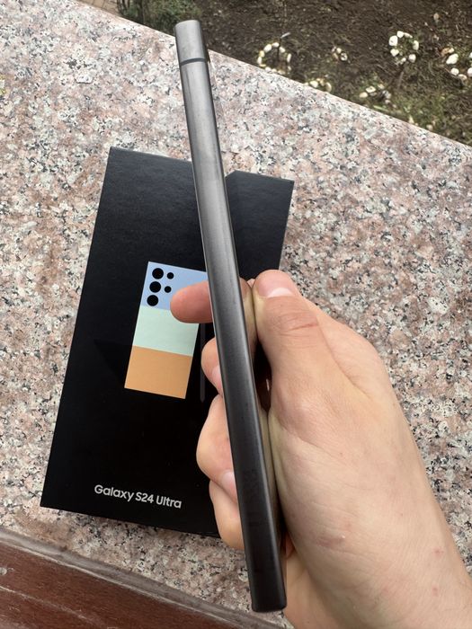 Vand Samsung Galaxy S24Ultra 1TB-IMPECABIL-Pachet Complet+Huse+AirTag