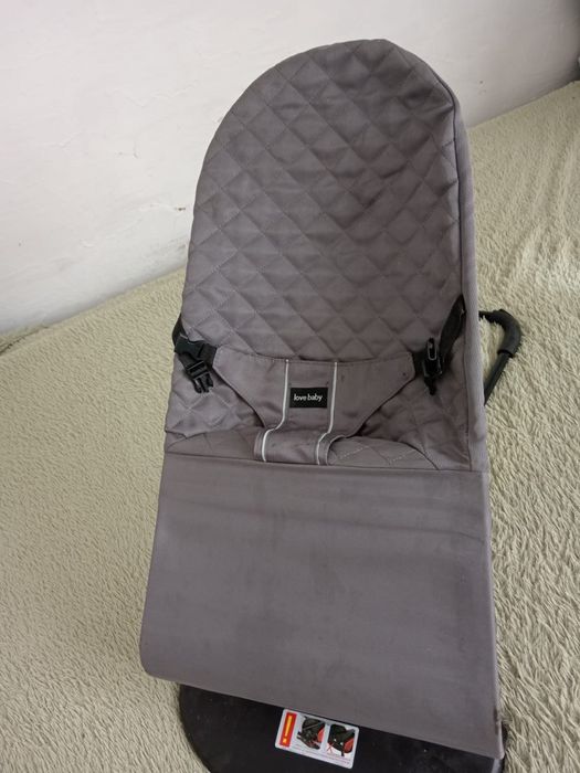 Продам детский столик